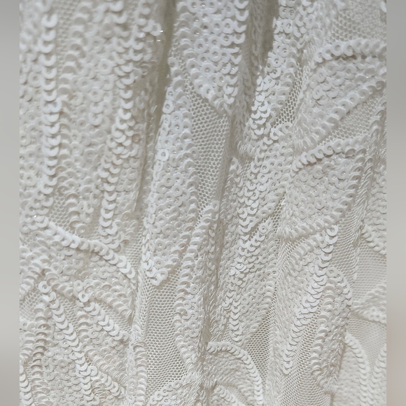 Steadfast Love Sequin Gown - Picture 3 of 8